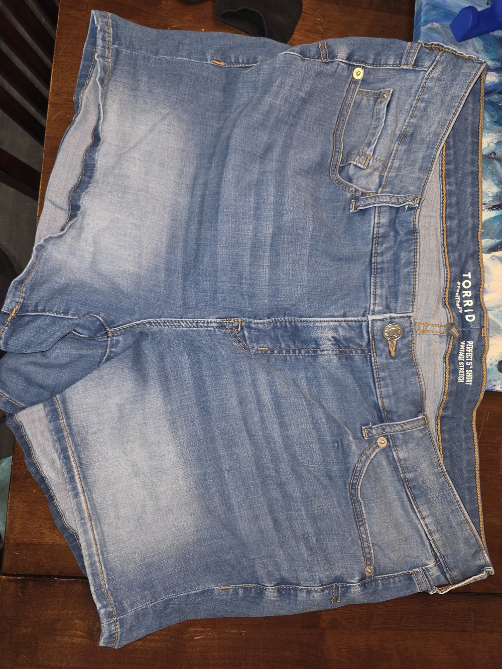Torrid Women's Blue Denim Shorts - Classic Mid Wash